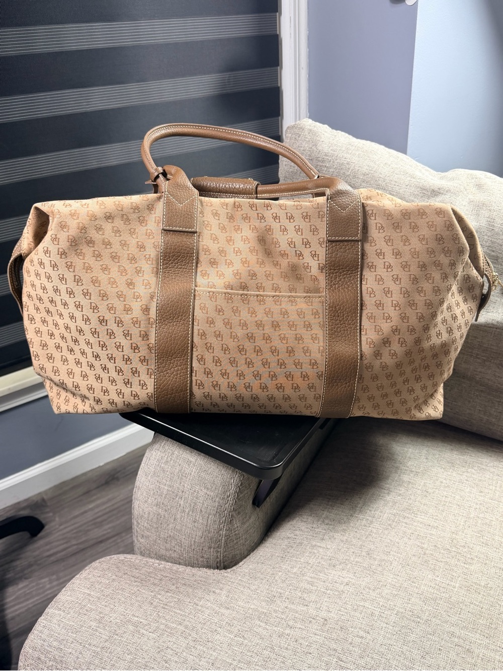 Dooney & Bourke Signature DB Monogram Duffel Weekender Bag Lock Keys Brown